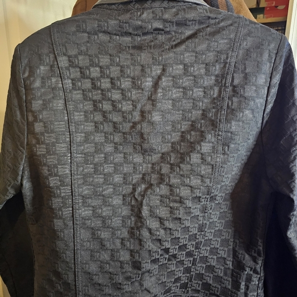 St. John Black Sport Jean Jacket Classic Style - Picture 4 of 4